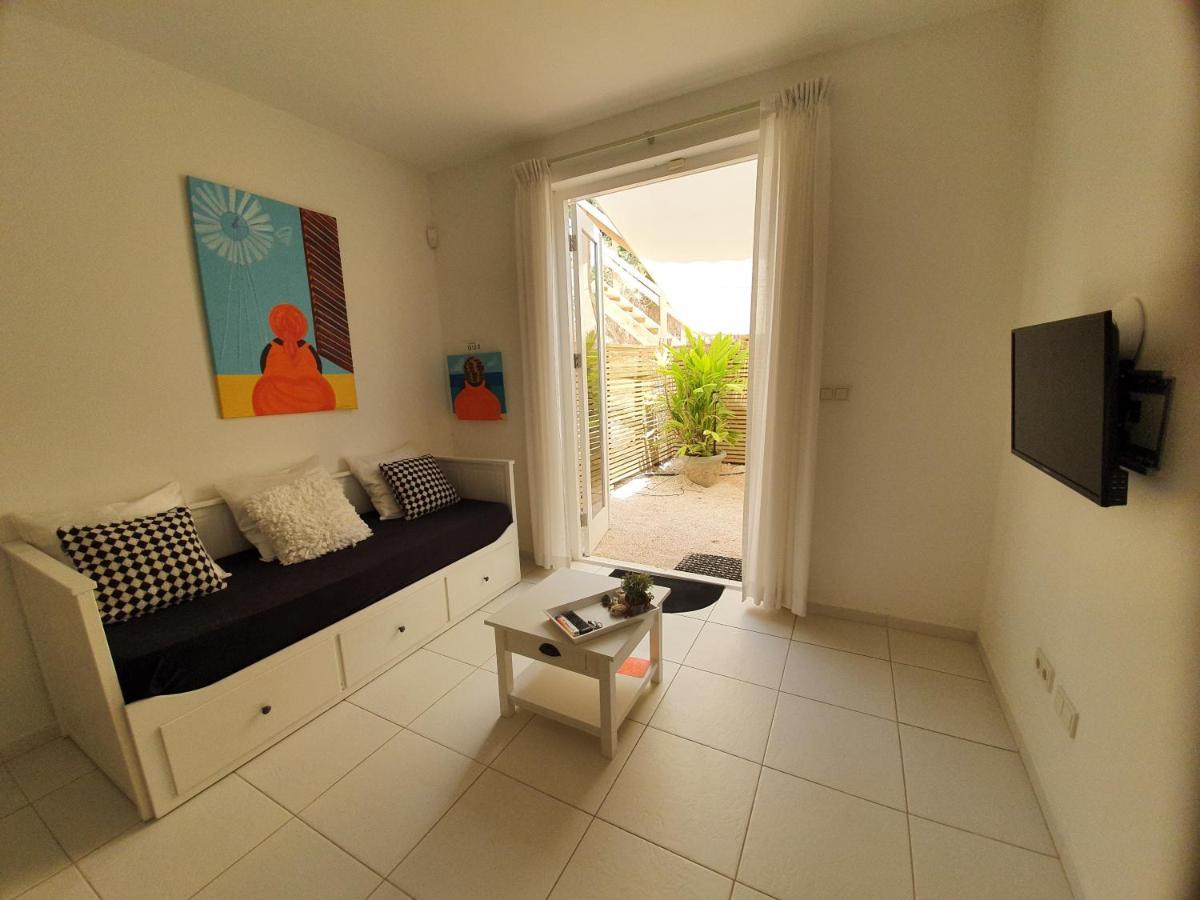 A2 Apartment Budget At Jan Thiel Curacao Bagian luar foto